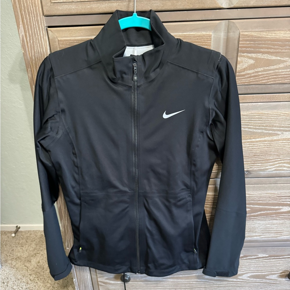 Nike Women’s Golf Rain Jacket
